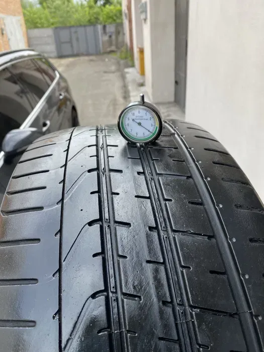 275/35 R21 Pirelli P Zero комплект шин летних