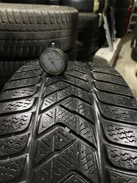 245/40 R18 Pirelli Sottozero 3, пара шин зимних.
