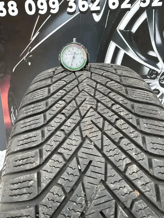 225/55 R17 Pirelli Cinturato 21г пара шин зимних.