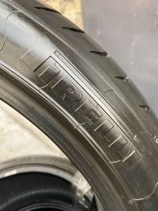 275/35 R21 Pirelli P Zero комплект шин летних