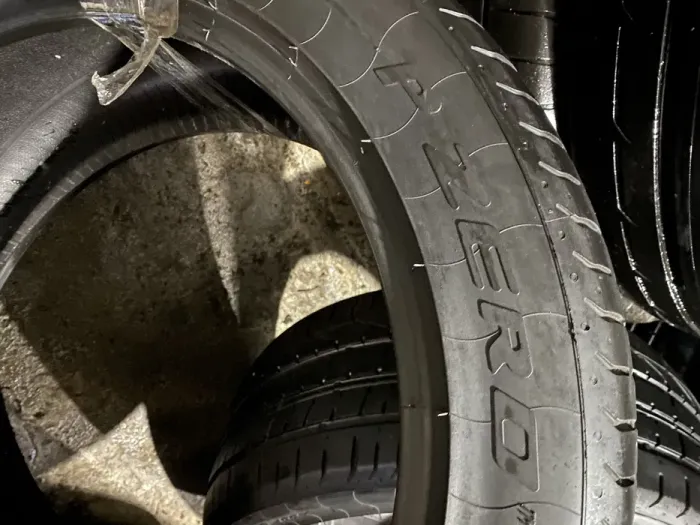 255/45 R19 Pirelli P Zero 19 год пара шин летних