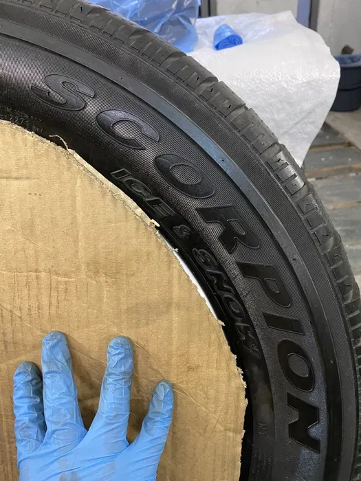 255/55 R18 Pirelli Scorpion пара шин зимних.