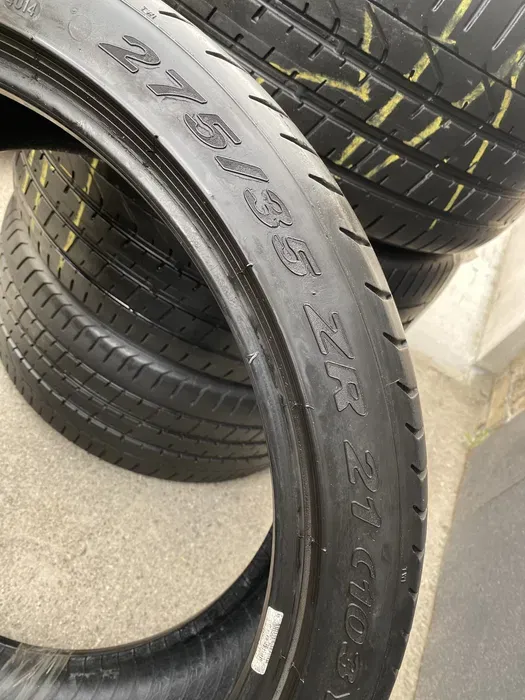 275/35 R21 Pirelli P Zero комплект шин летних