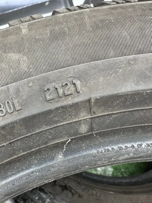 225/55 R17 Pirelli Cinturato 21г пара шин зимних.