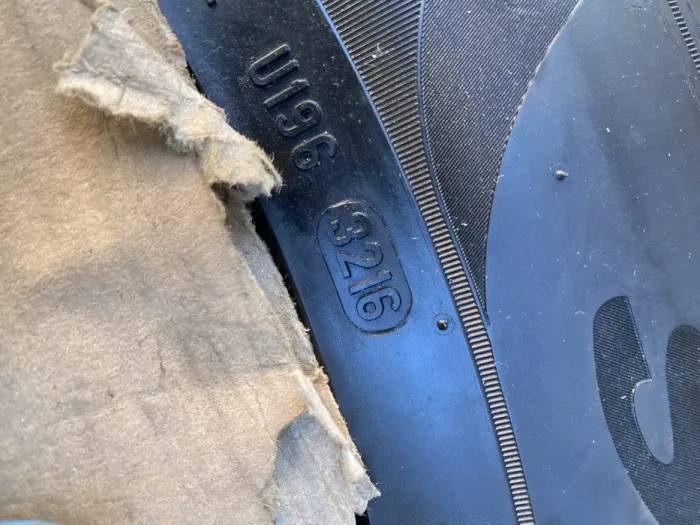 215/65 R17 Pirelli Scorpion комплект шин всесезонных