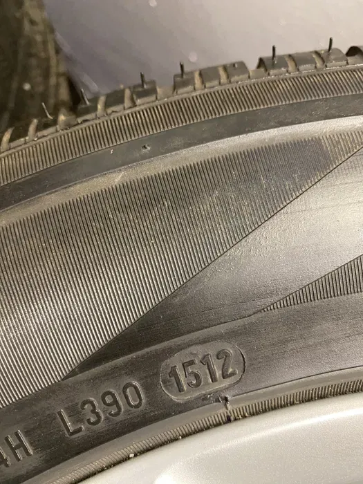 255/55 R18 Pirelli Scorpion пара шин зимних.
