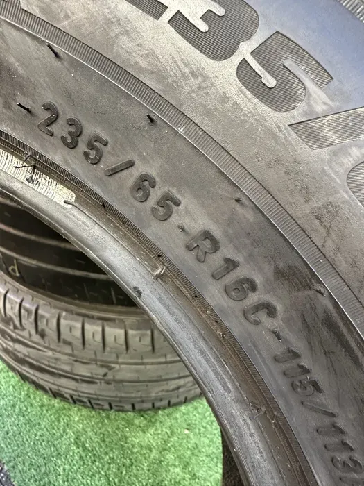 235/65 R16C Pirelli Carrier комплект шин летних.