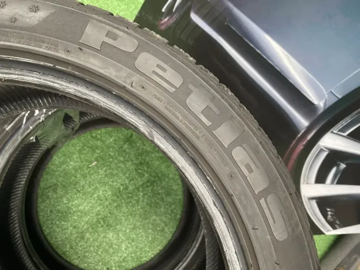 225/45 R18 Petlas Snow Master 22г комплект шин зимних.