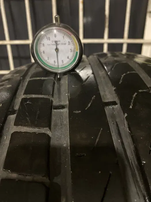 235/50 r19 Pirelli Scorpion комплект шин летних