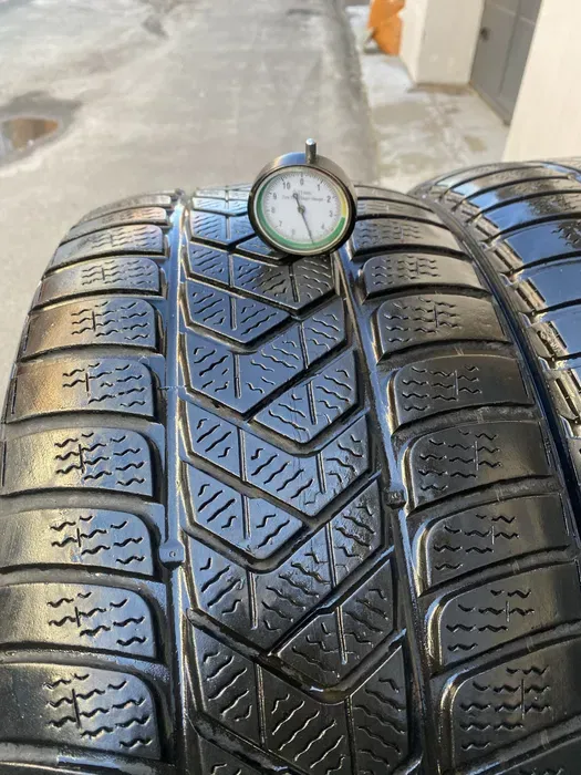 255/40 R19 Pirelli Sottozero 3, пара шин зимних.