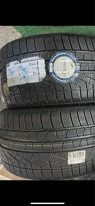 295/30 R20 Pirelli Sottozero 101w НОВАЯ пара шин зимних.