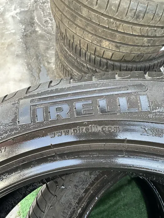 235/50 R19 Pirelli Scorpion 19г комплект шин летних.