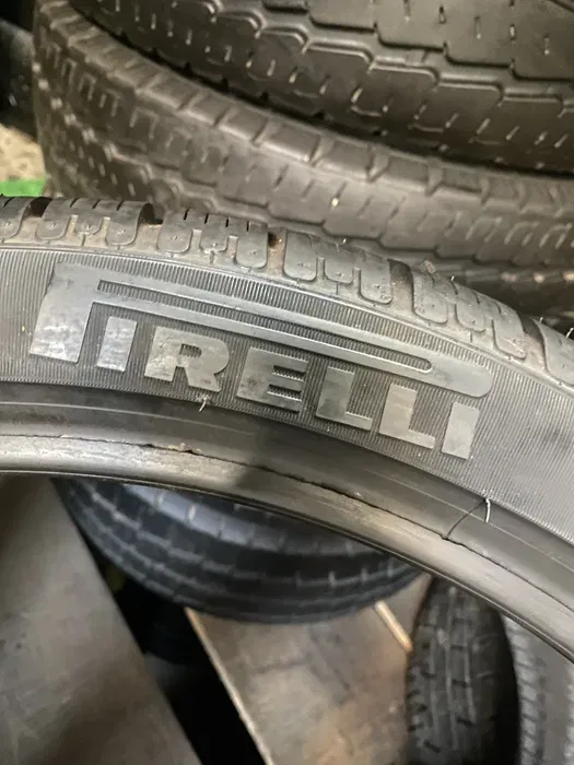 295/30 R20 Pirelli Sottozero 101w НОВАЯ пара шин зимних.