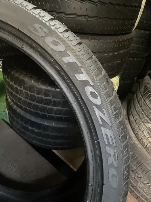 295/30 R20 Pirelli Sottozero 101w НОВАЯ пара шин зимних.
