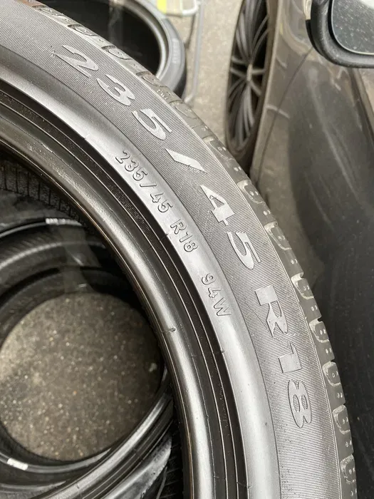 235/45 R18 Pirelli Cinturato P7 комплект шин летних