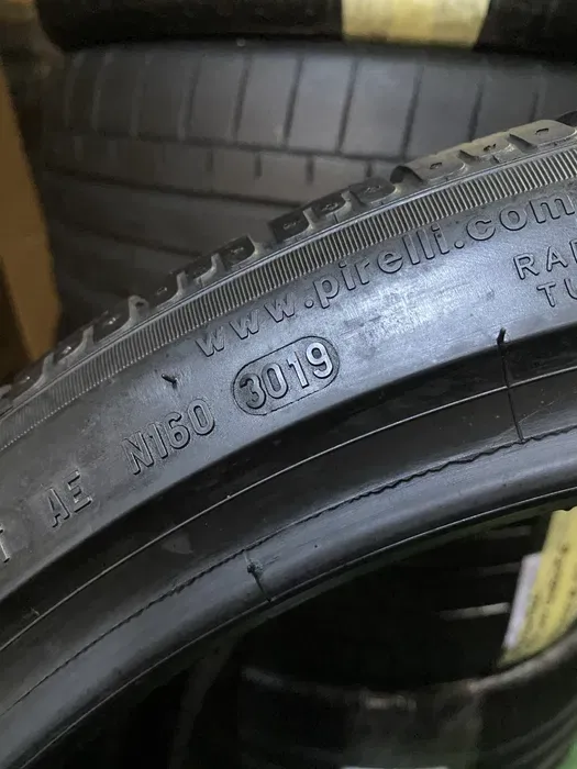 295/30 R20 Pirelli Sottozero 101w НОВАЯ пара шин зимних.