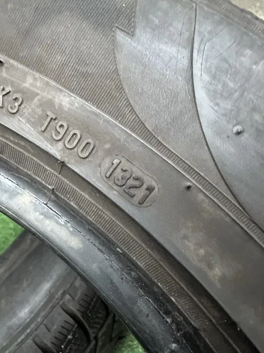 235/60 R18 Pirelli Scorpion 21г пара шин зимних.