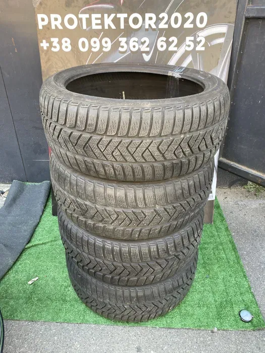 225/40 R18 Pirelli Sottozero 20г комплект шин зимних