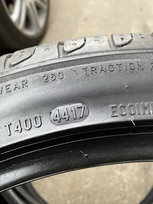 235/40 R19 Pirelli Cinturato P7 пара шин летних