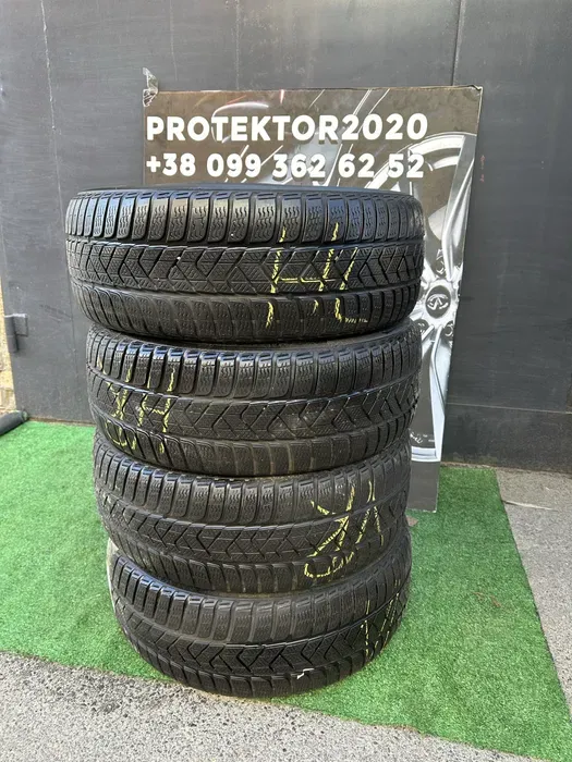 215/55 R17 Pirelli Sottozero 20г комплект шин зимних.