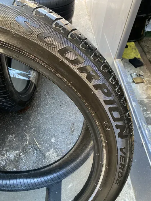 275/40 R21 Pirelli Scorpion пара шин летних