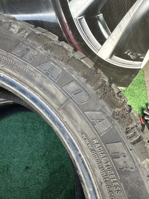 265/50 R20 Radar Renegade 23г пара шин всесезонных.