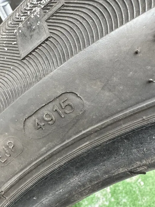 225/60 R16 Rotalla пара шин летних.