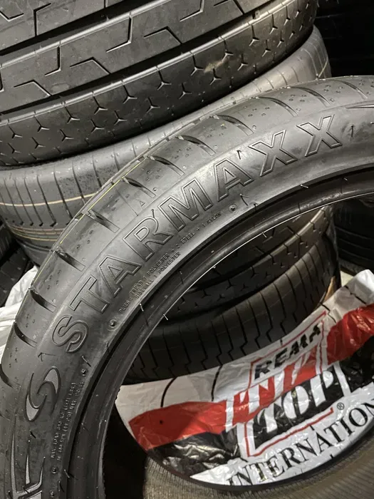 235/40 R18 Starmaxx Ultra Sport St 760 пара шин летних