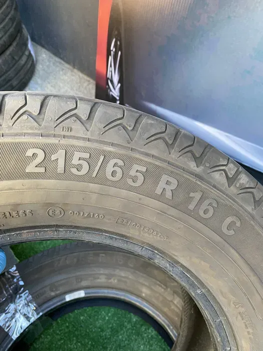 215/65 R16C Semperit Van-Life комплект шин летних