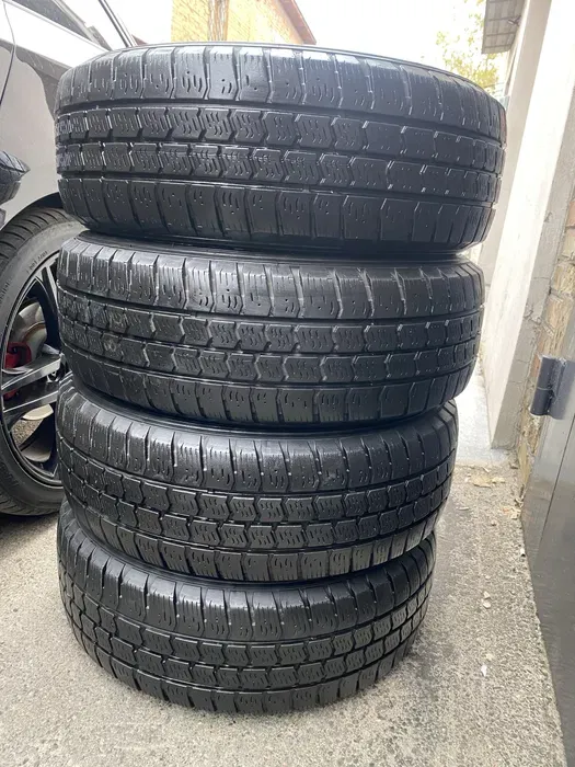 215/65 R16C Sava Trenta 19г, комплект шин зимних