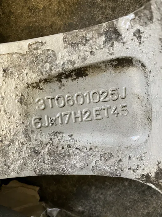 Skoda r17 5/112 , ет 45 комплект дисков.