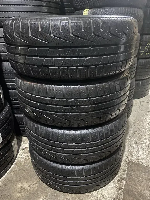 225/50 R17 Pirelli Sottozero комплект шин зимних.