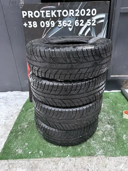 215/60 R16 Toyo SnowProx комплект шин зимних.