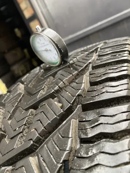 225/45 R18 Tigar 24г комплект шин зимних