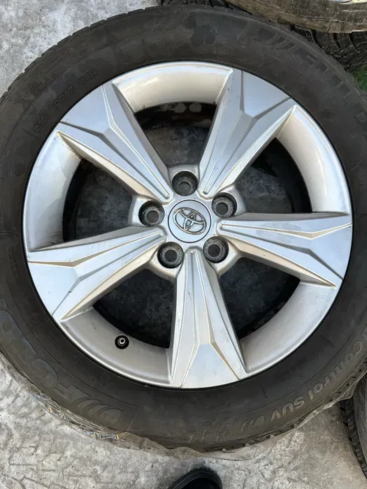 Диски R17 5/114.3 Toyota оригинал.