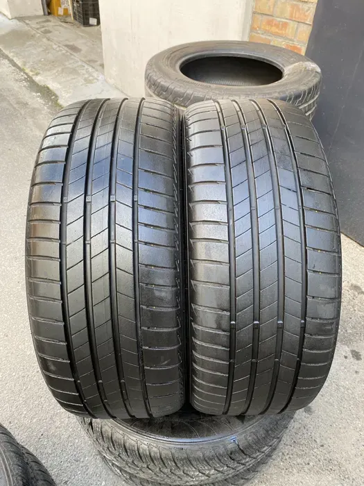 225/40 R19 Bridgestone Turanza 21г, пара шин летних
