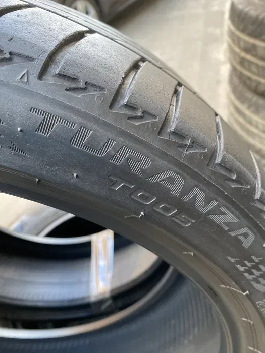 225/40 R19 Bridgestone Turanza 21г, пара шин летних