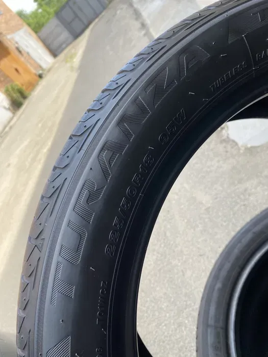 225/50 R18 Bridgestone Turanza T001 пара шин летних