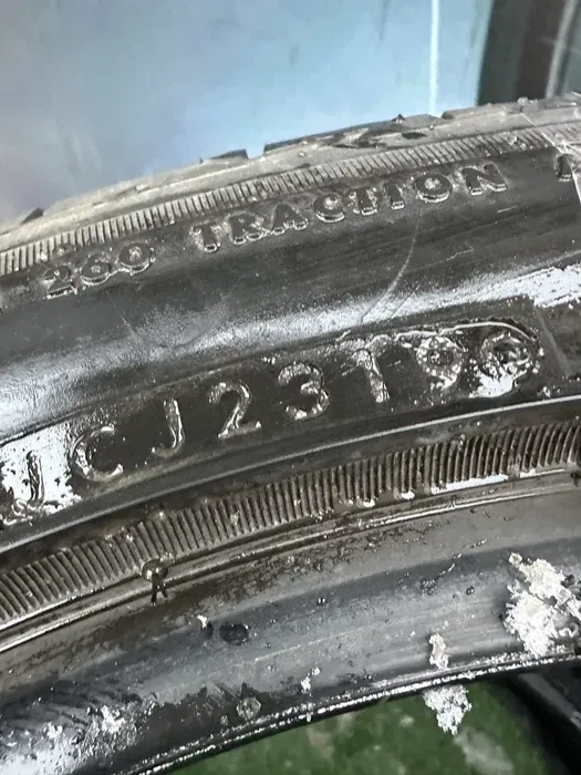 225/45 R19 Bridgestone Turanza 19г комплект шин летних.