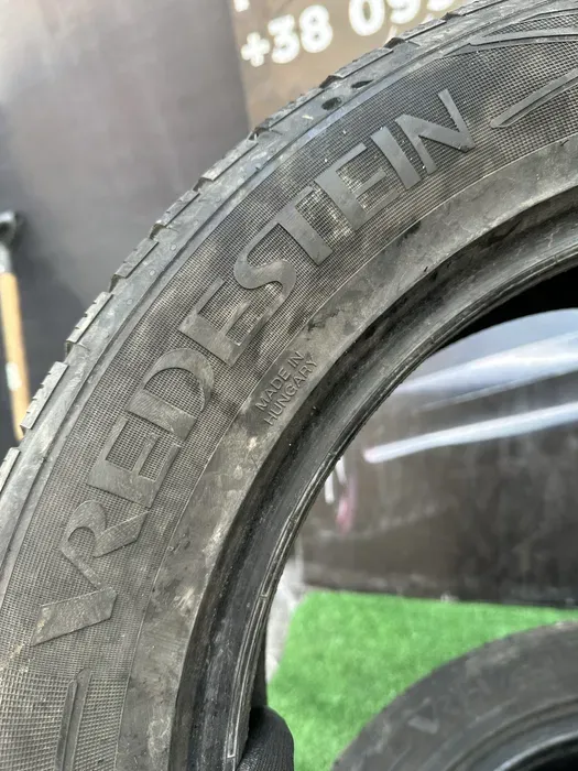 235/55 R18 Vredestein WinRacPro 22г пара шин зимних.