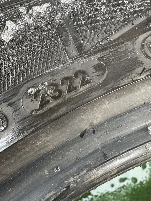 235/55 R18 Vredestein WinRacPro 22г пара шин зимних.