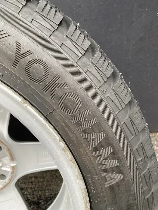 205/55 R16 Yokohama Ice guard 20г комплект шин зимних.