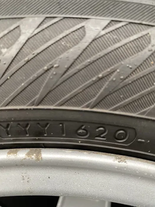 205/55 R16 Yokohama Ice guard 20г комплект шин зимних.