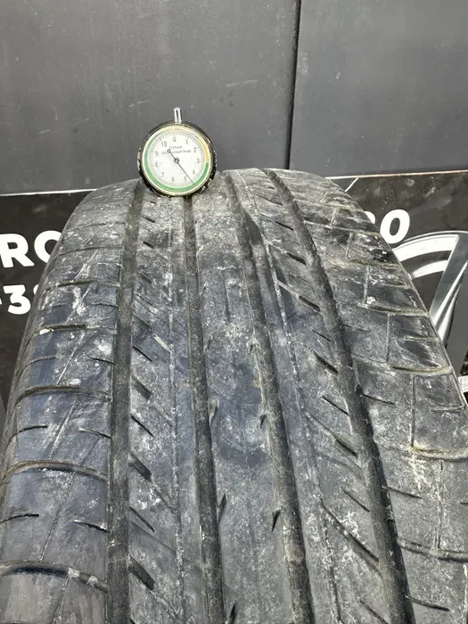 225/55 R18 Yokohama BluEarth комплект шин летних.