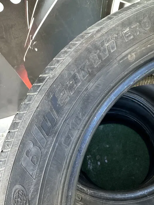 225/55 R18 Yokohama BluEarth комплект шин летних.